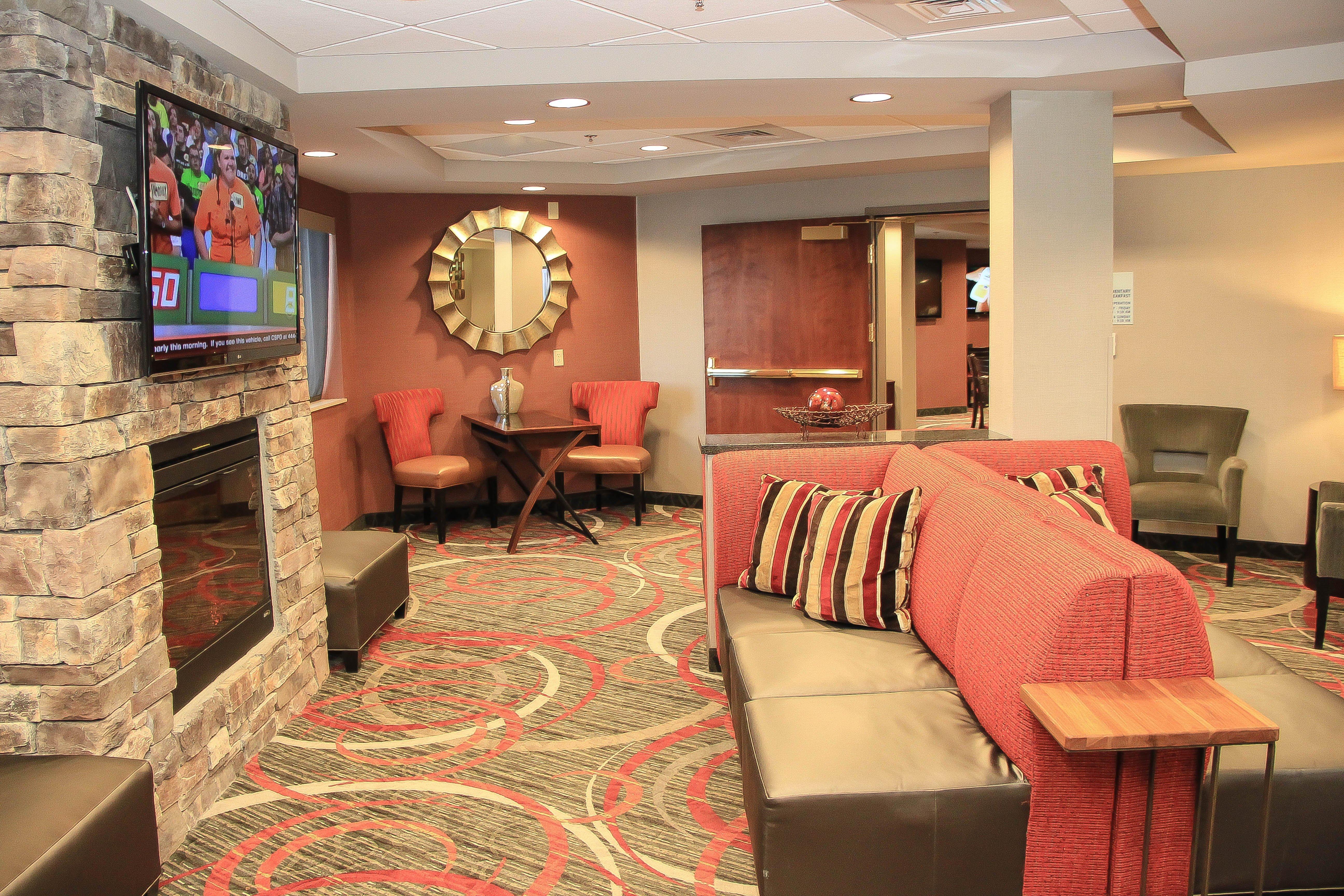 Hilton Garden Inn Colorado Springs Airport Exterior foto