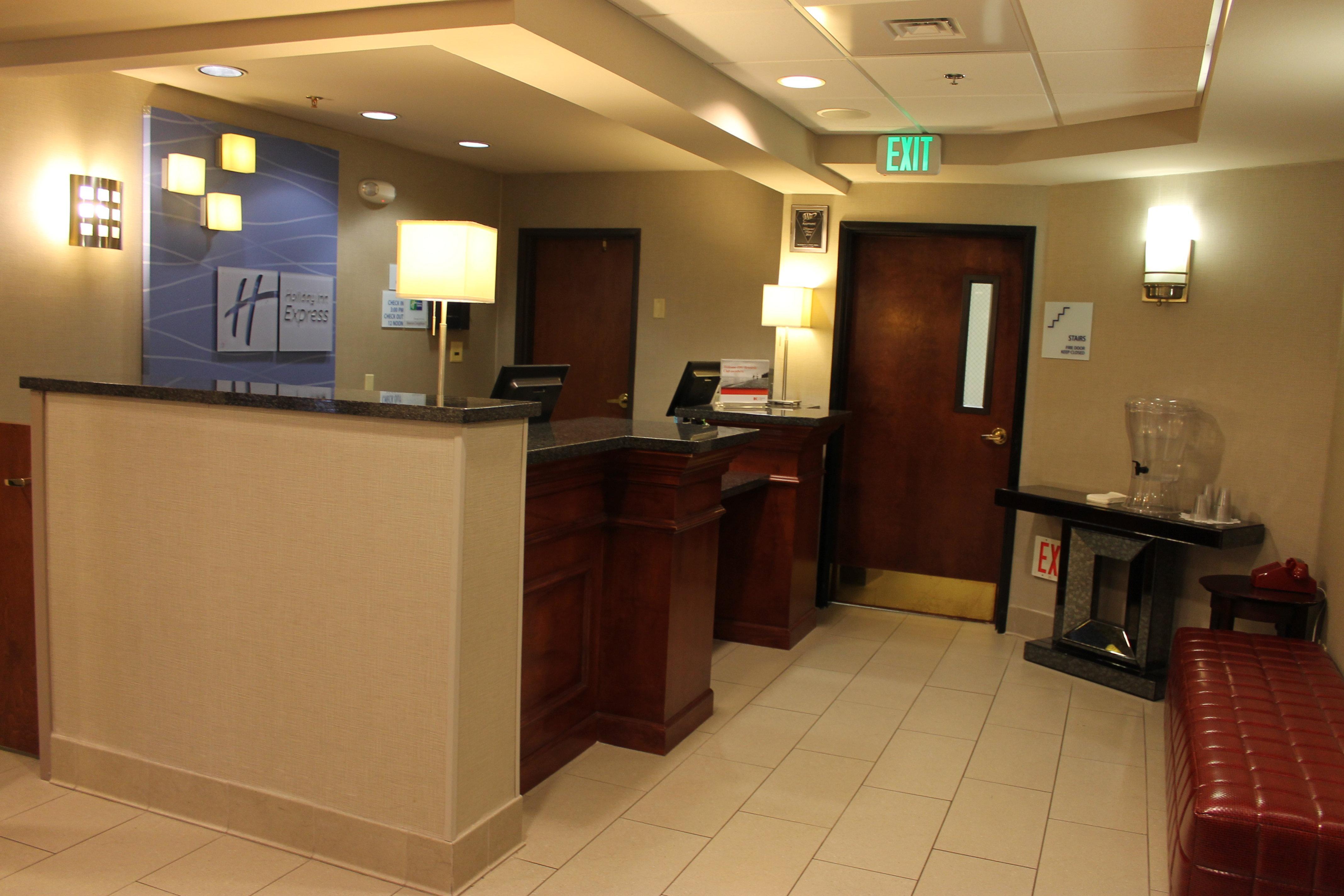 Hilton Garden Inn Colorado Springs Airport Exterior foto